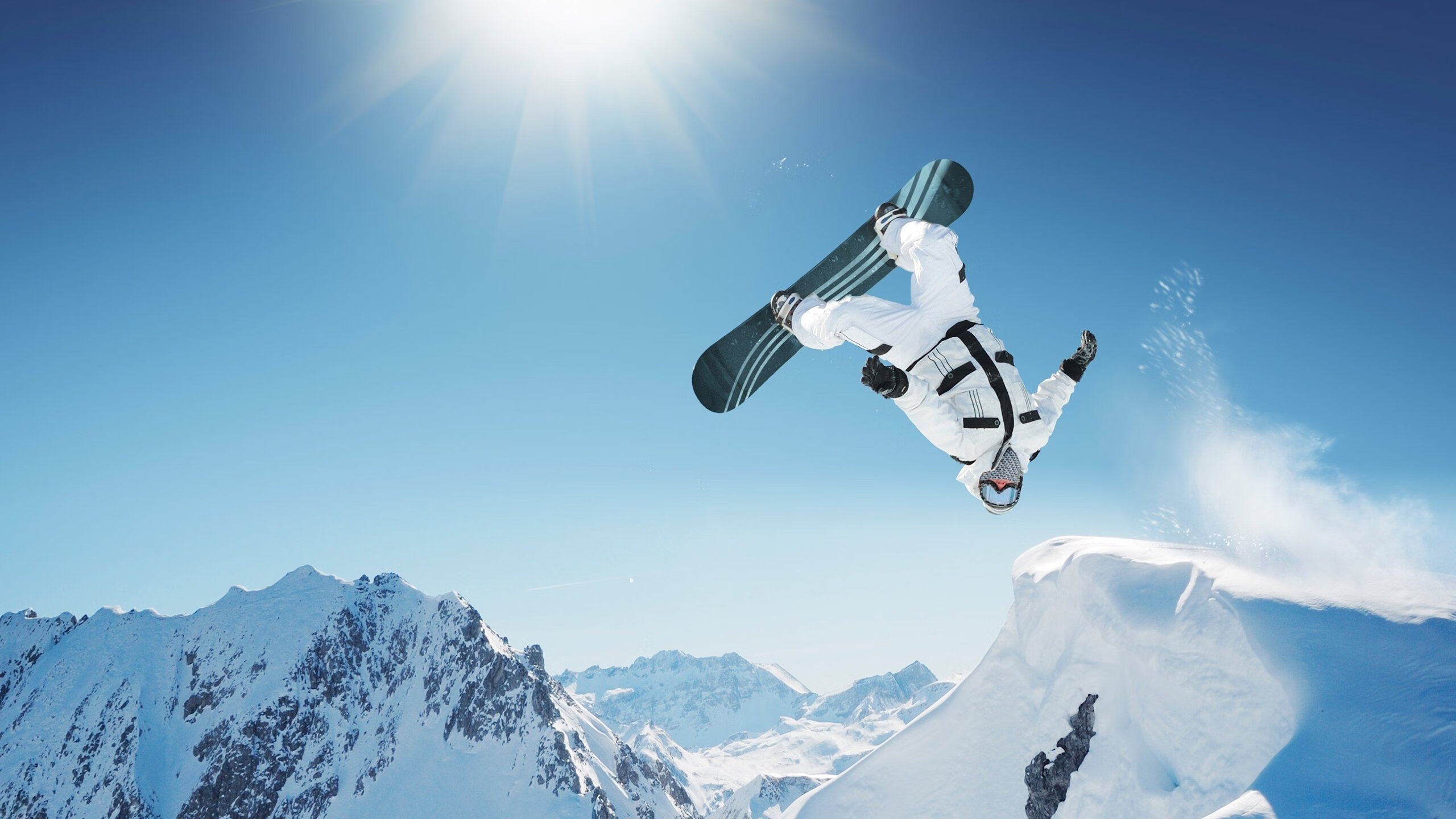 中国队接力选手完美交接展现默契，中国接力对决