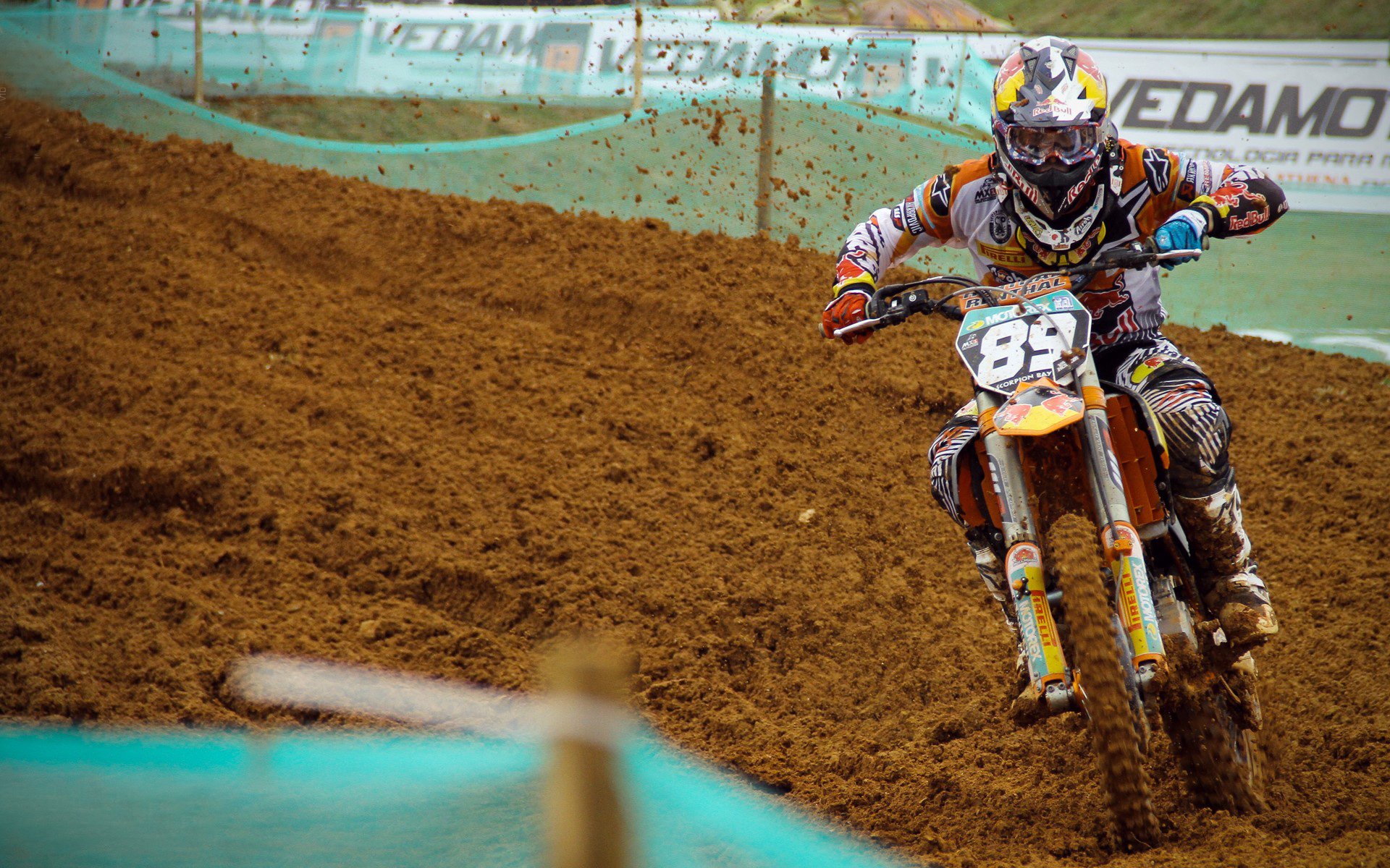 多巴哥特色水上运动逐步普及，多巴哥狂欢节视频